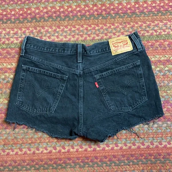 Levis 501 Button Fly Black Denim Cut Off Shorts - Image 2