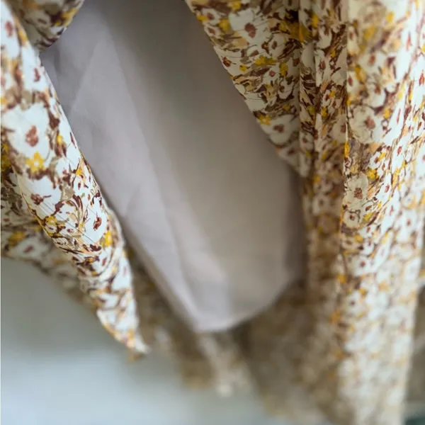Astr Floral Midi Dress in Yellow Size S - Image 16