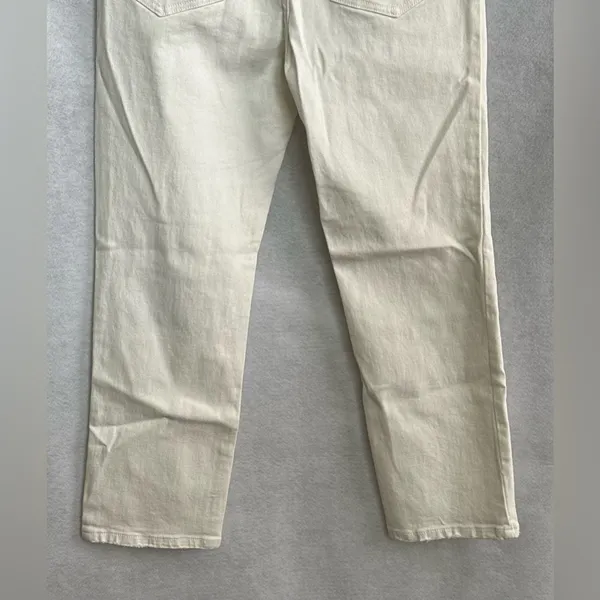 Abercrombie & Fitch Women’s Ankle Straight Ultra High Rise Jeans - Image 4