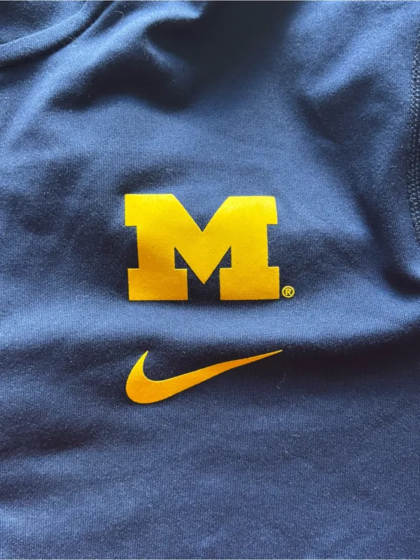 Blue u of m nike quarter zip - Image 6