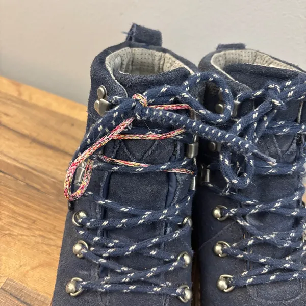 Toms Summit Suede Lace Up Hiking Boots Outdoor Dark Blue Women’s - Image 5