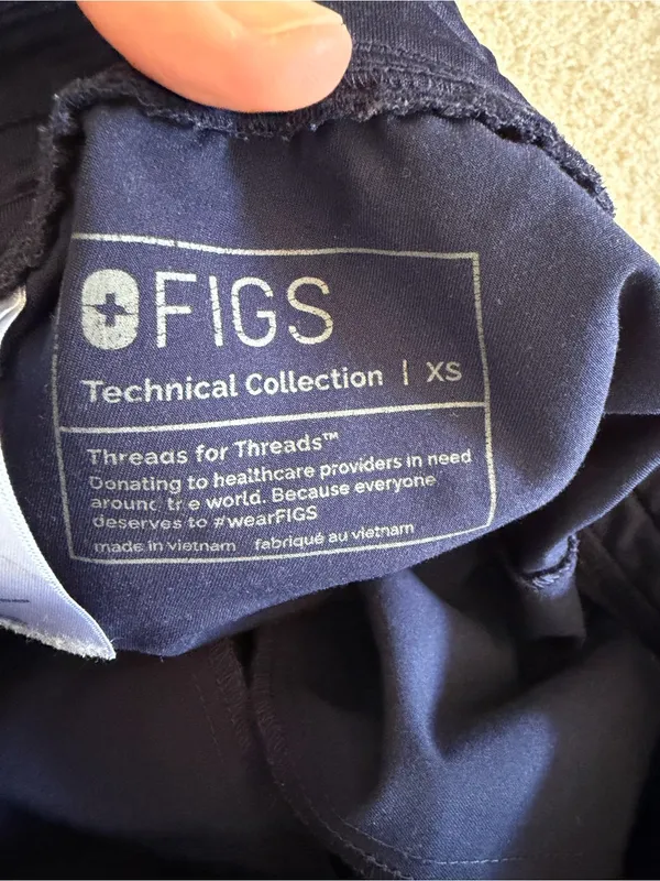 FIGS joggers XS Navy Blue Technical Collection - Image 4