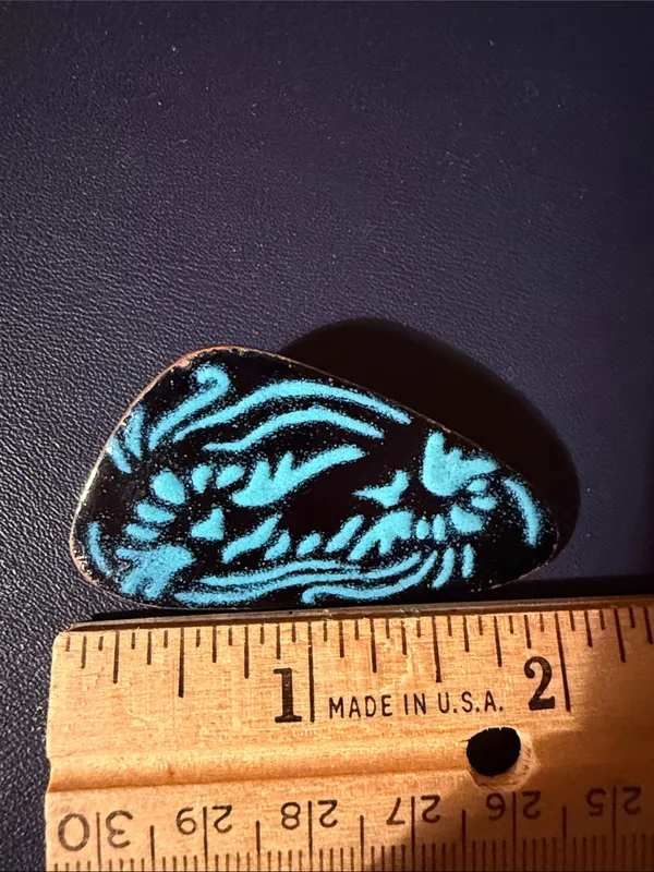 Source Unknown Vintage Turquoise Inlay Enamel Brooch - Image 3