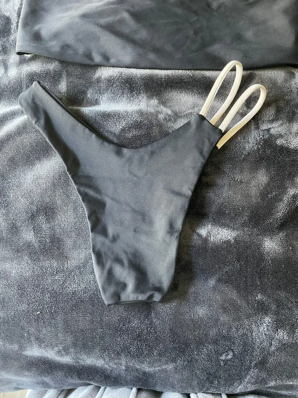 Custom Bikini Black - Image 4