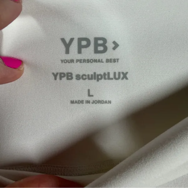 Abercrombie & Fitch YPB White Sculptlux Tennis Skort‎ - Image 5