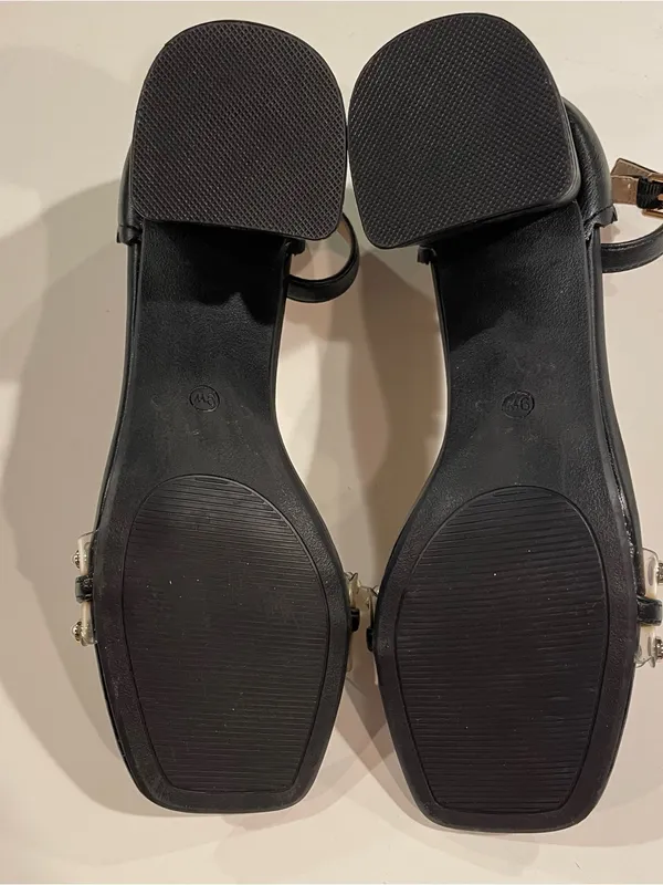 Comfort Sandals Black Faux Leather Pearl Embellished Block Heel Women’s 9W - Image 9