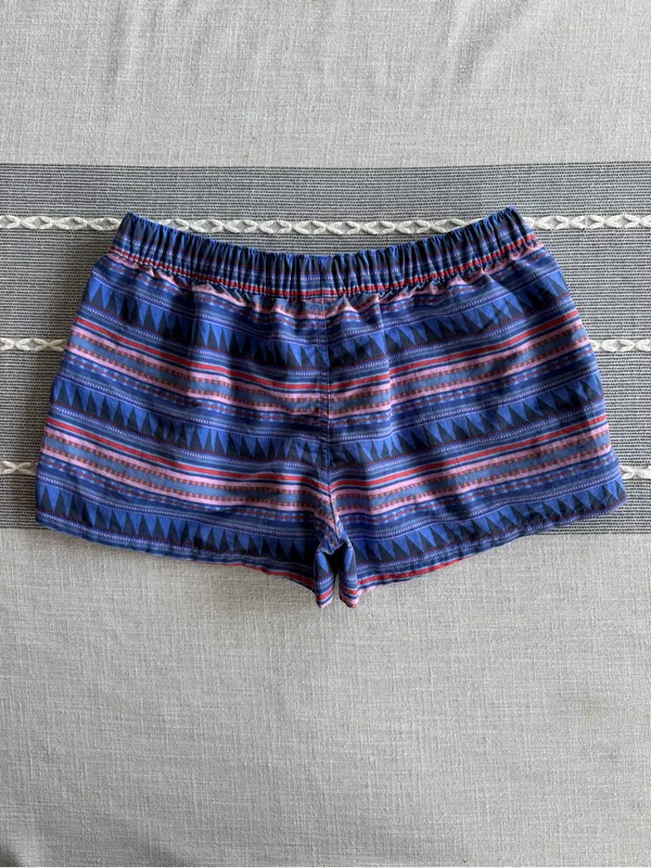 Patagonia Barely Baggies Shorts Purple Geometric Aztec Print Size Small 2.5” - Image 4