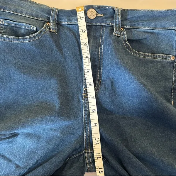 YMI Hyperdenim Women’s Bootcut Stretch Jeans 8 10 M Medium - Image 7