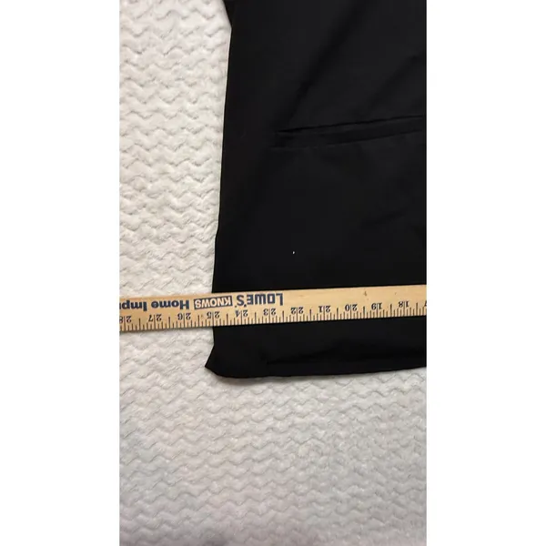 FIGS Technical Collection Black V-Neck Scrub Top XXL Short Sleeve 2 Pocket - Image 7