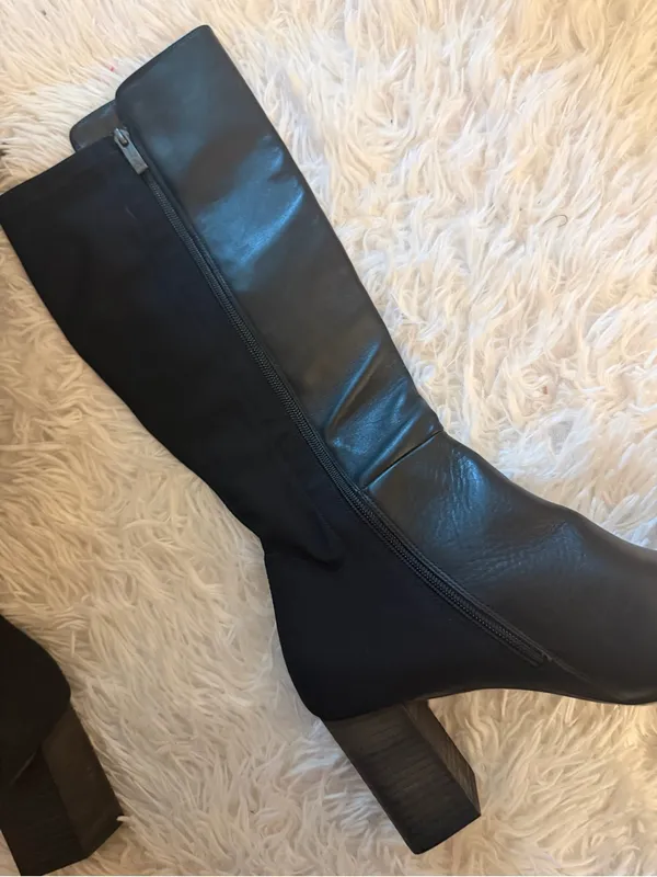 Paul Green Black Leather Knee High Boots US 10 Block Heel Zip NWOB - Image 2