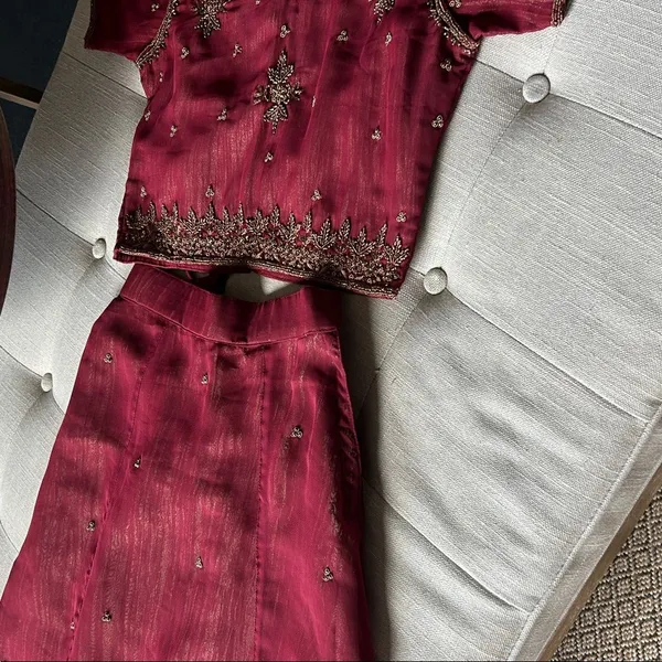 Non Signe Women’s Maroon Golden Metallic Lehenga Choli Blouse + Skirt Size 30 - Image 5