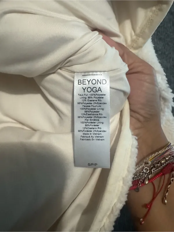 Beyond Yoga Sherpa Pullover with Pockets New with Tags Sz S - Image 4