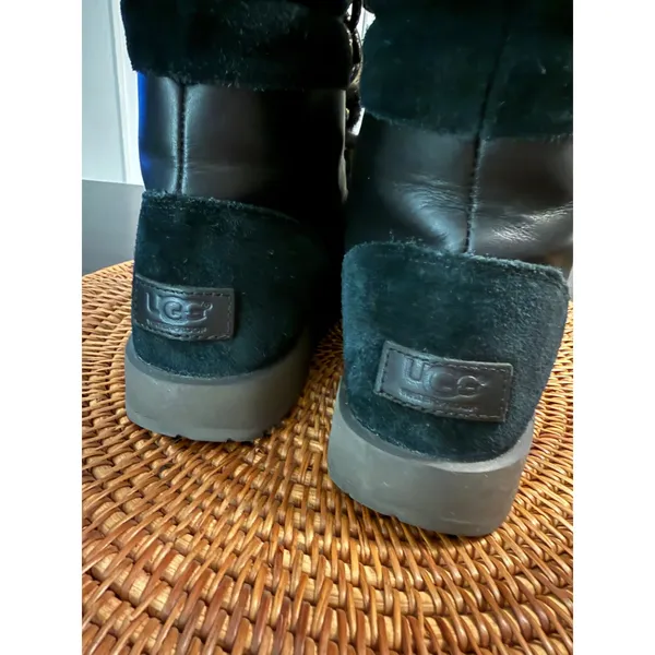 UGG Viki Boot Black Waterproof Leather‎ Vibram Arctic Grip Women - Image 4