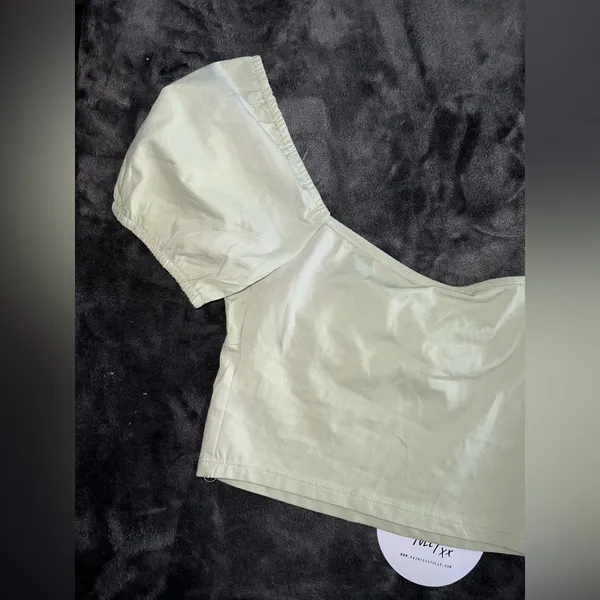 Princess Polly Kendall Crop Top in Sage Size 0 New with tag - Image 10