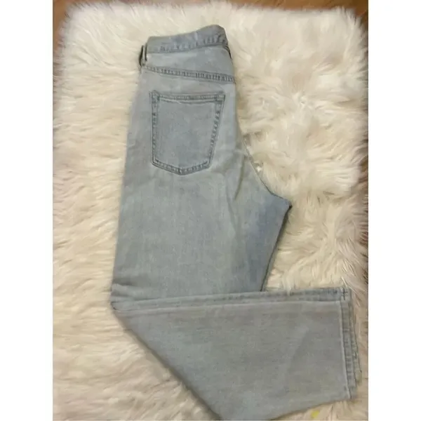 Gap Light Wash Relaxed Fit Tapered Leg Jeans 31/ 10 NEW - Image 3