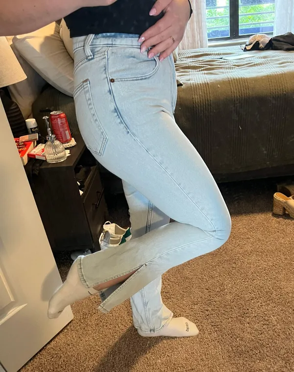 Abercrombie Slim Straight High Rise Jeans - Image 5