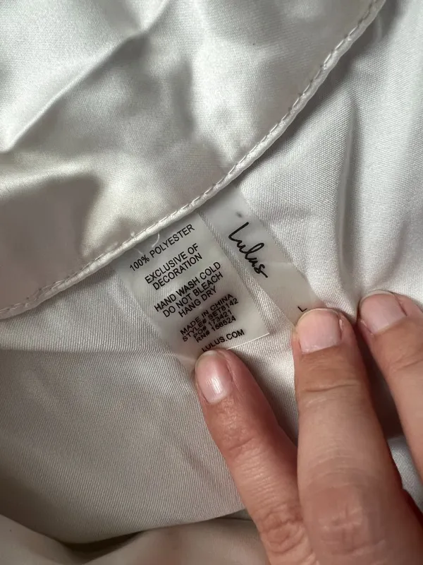 Lulu's white lare satin bride top - Image 9