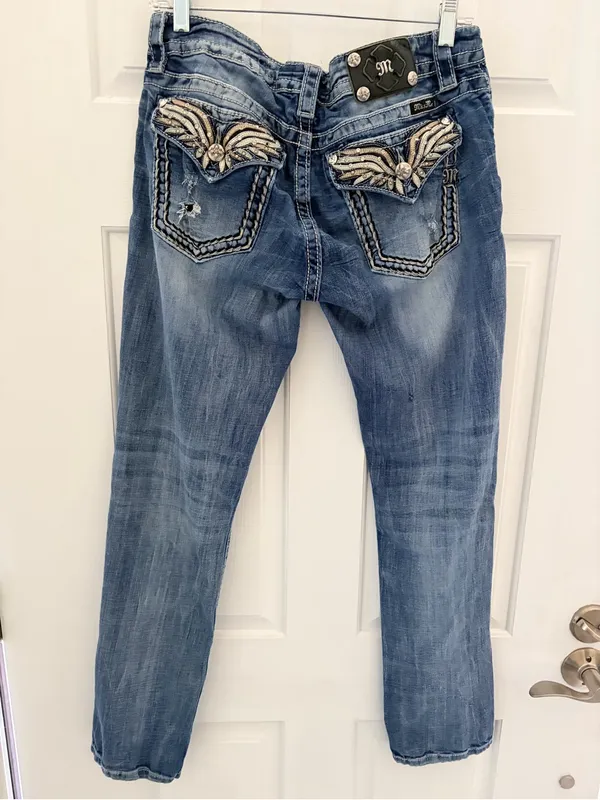 Miss Me Distressed Skinny Jeans in Blue Wash - Image 12