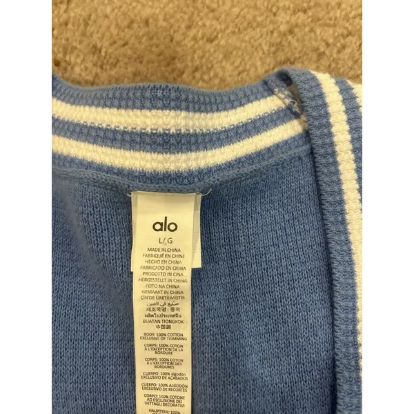 ALO Yoga Tennis Club Sweater Knit Cardigan Crystal Clear Blue/White Sz L Preppy - Image 5