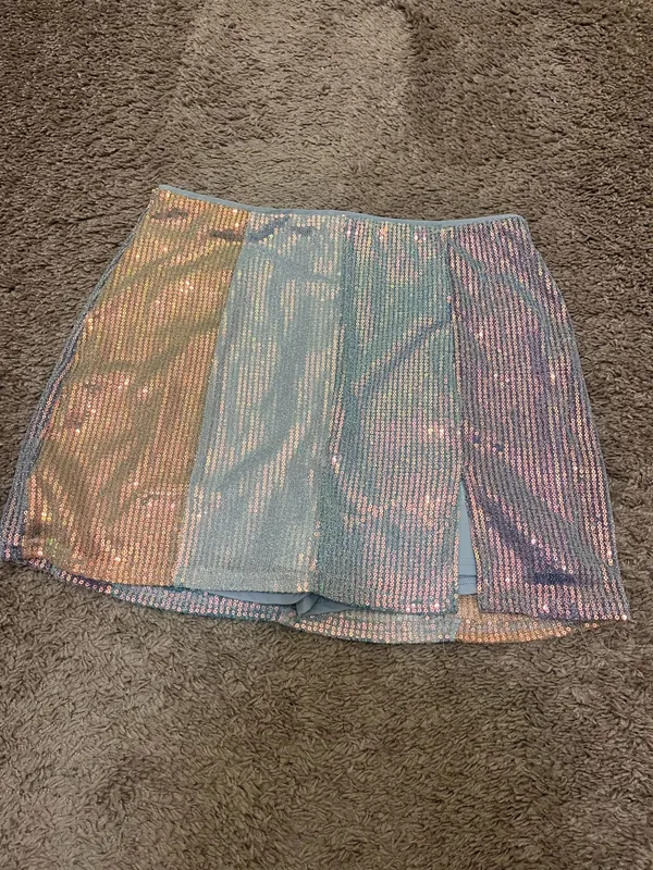 Pink lily sequin set. - Image 3