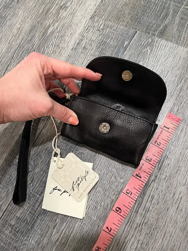 Free People NWT black leather bag lanyard - Image 7
