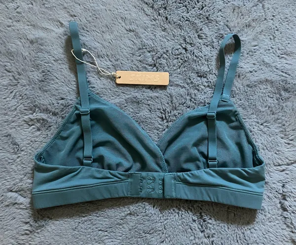 SKIMS NWT xs kyanite fits everybody crossover bralette - Image 2