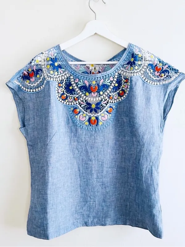 Boden Fleur Linen Embroidered Top in Chambray 12 - Image 3