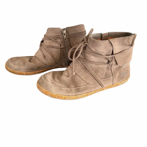 UGG Reid Women's Moccasin Style Lace Up Brown Boots - Image 3