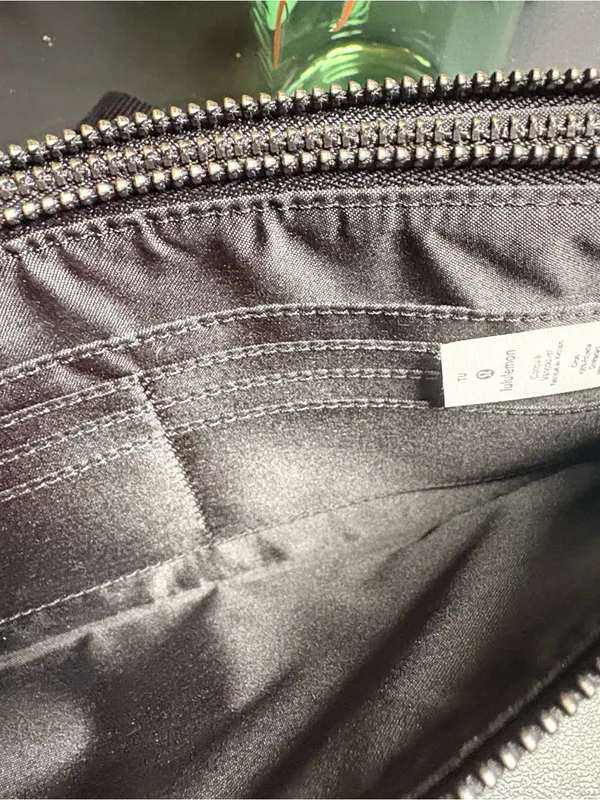 Lululemon Now and Always Pouch - Image 7