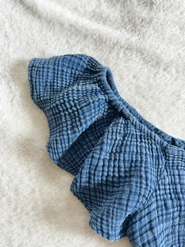 Anthropologie Daily Practice Blue Smocked Tie Front Crop Top M - Image 4