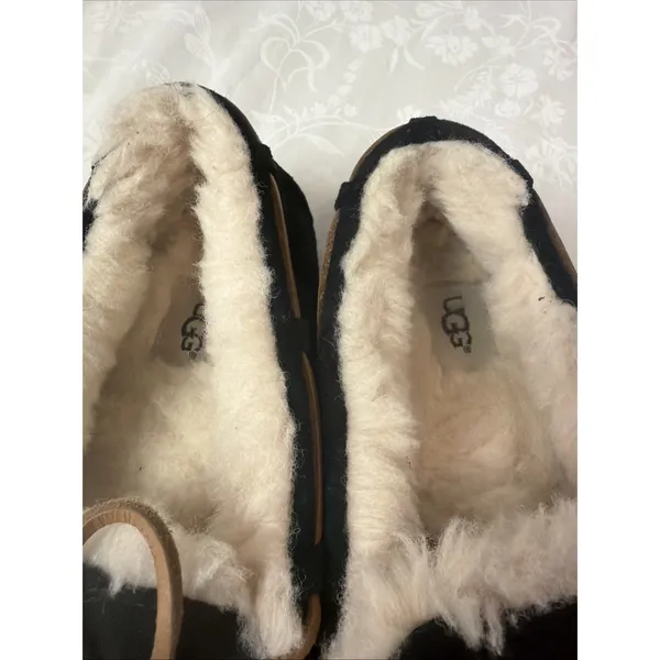 Ugg Black Leather Moccasin lippers Womens 11 Black Leather - Image 3