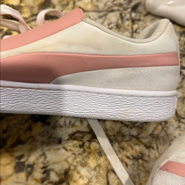 Puma Women's Pink and White Sneakers - Image 10