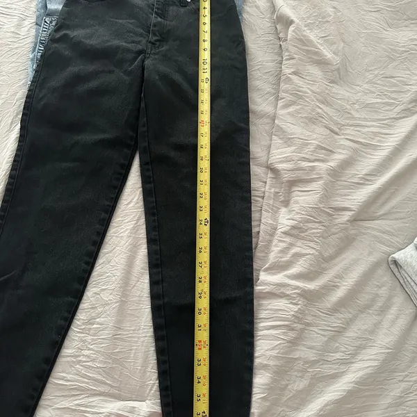 Levi's Vintage Women's Straight Leg Dark Jeans - Image 7