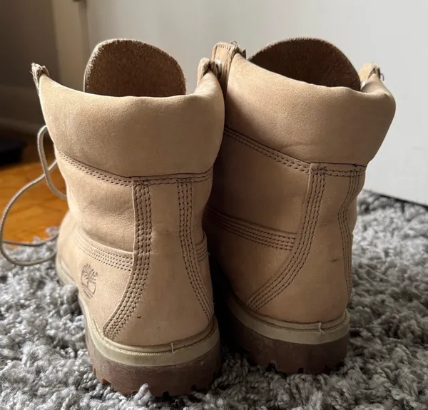 Timberland Premium Women’s 6-inch Light Beige Boots - Image 3