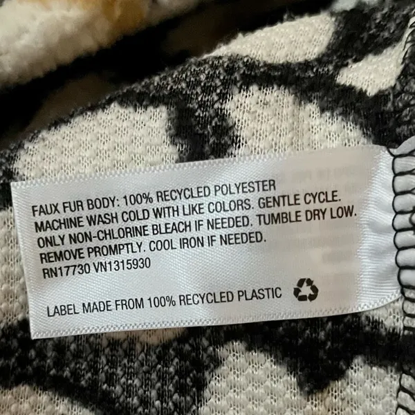 Wild Fable Cropped Hoodie Size M - Image 8