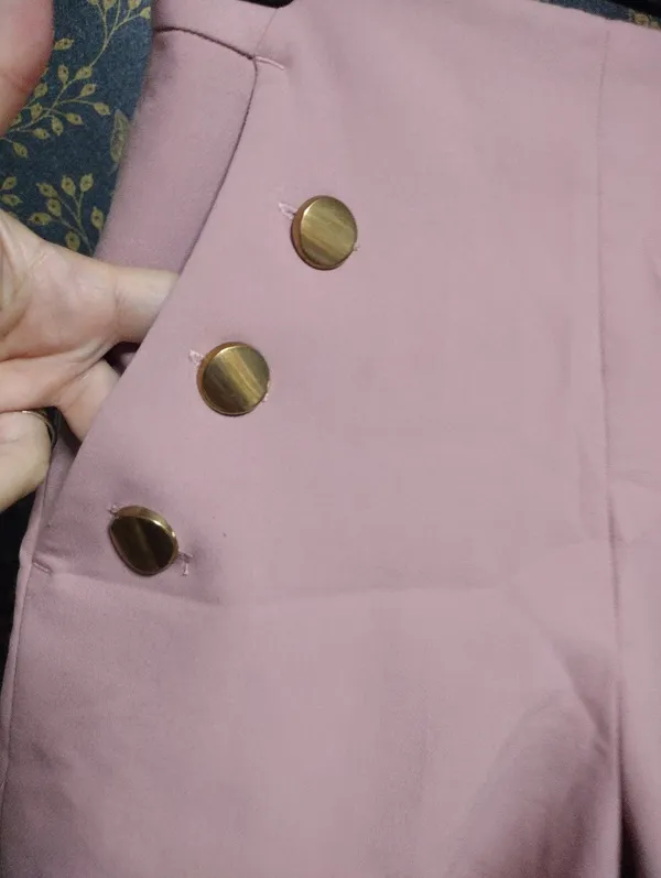 Zara High-Waist Blush Pink Button-Detail Shorts - Image 3