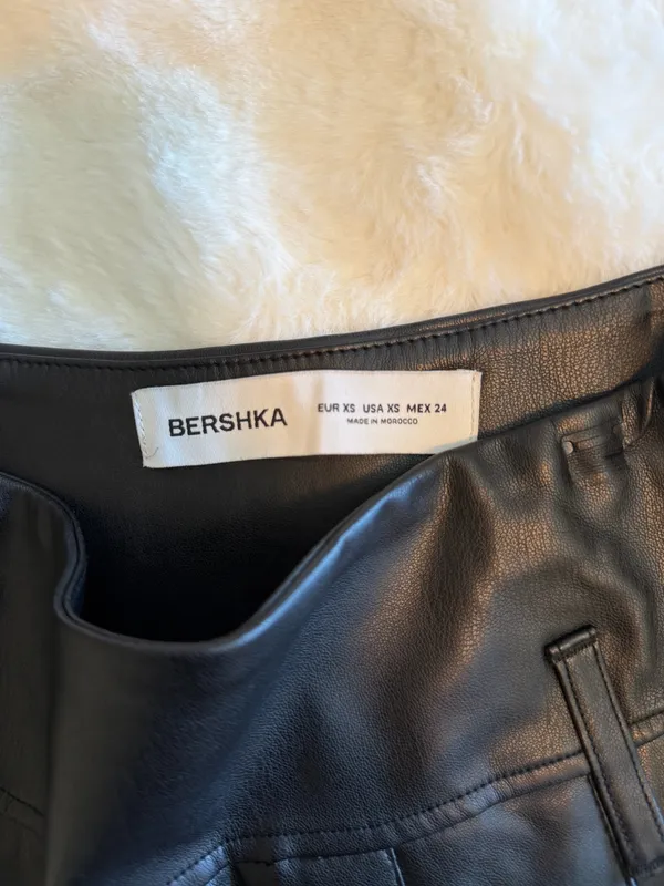 Bershka leather pleated mini skirt - Image 2