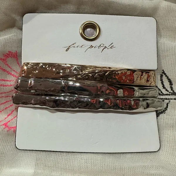 NWT FREE PEOPLE Calling You Barrettes Set Of 3 - Mixed Metal Combo - Image 4
