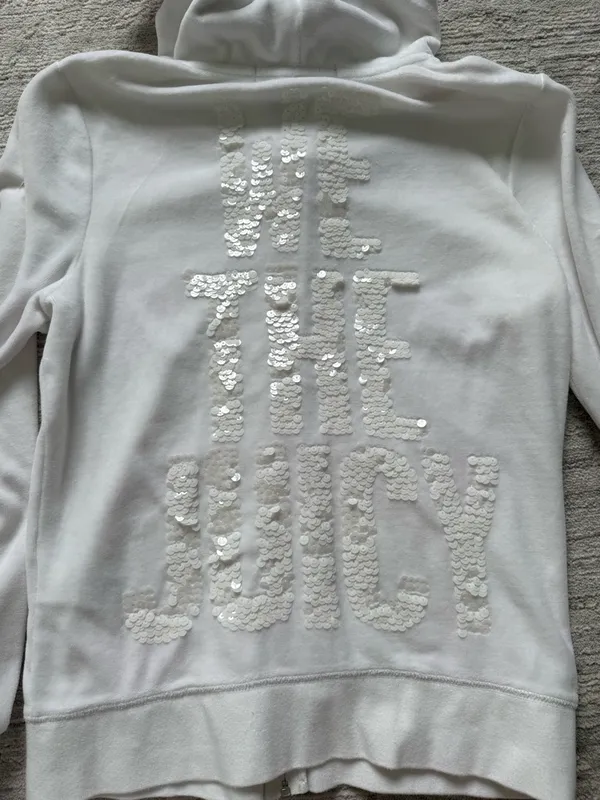 Vintage Juicy Couture White Zip Hoodie with Front Pockets (Size Large) - Image 5