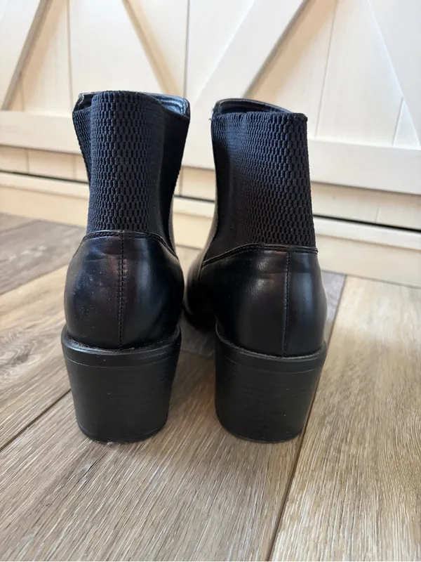 Cato Black Women's Leather Block Heel Ankle Boots - Image 4