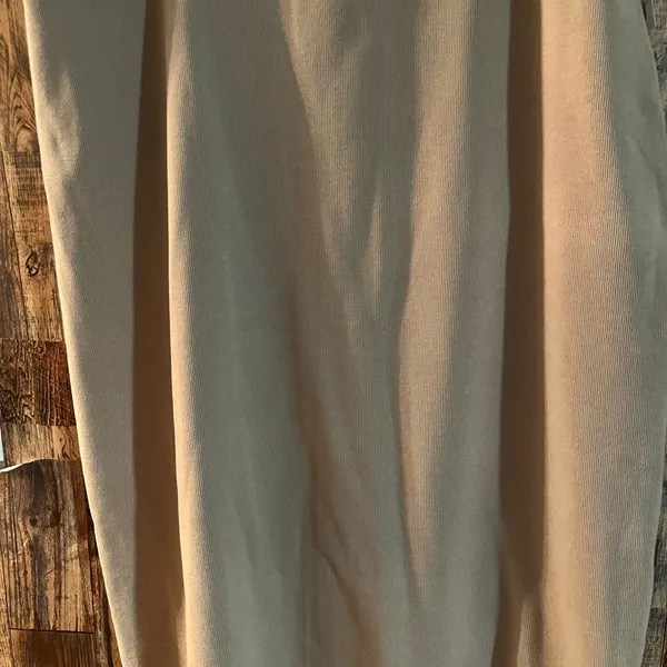 NWT Old Navy women's long skirt tan color size 2X polyester and cotton - Image 3