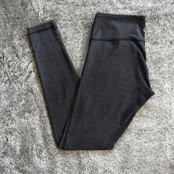 Lululemon Wunder Under Pant Sz 8 White Diamond Dot - Image 2