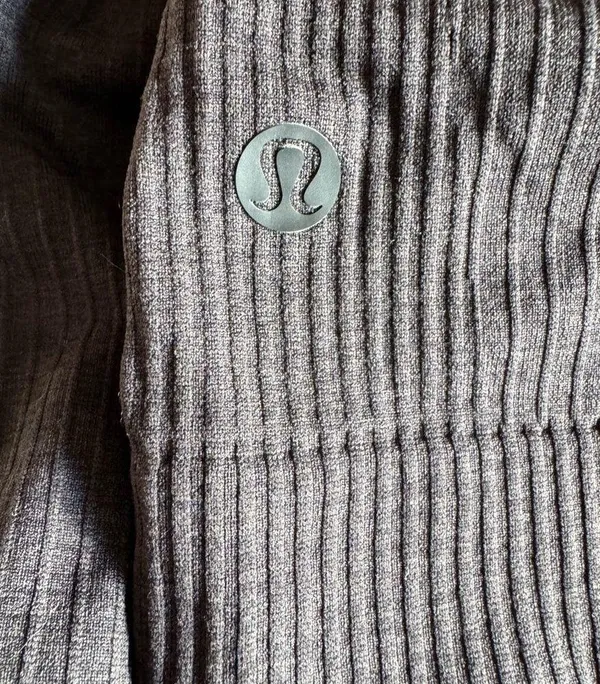 Lululemon Ebb to Street Long Sleeve Shirt Size 4 Rib Map Black / Graphite Grey - Image 5