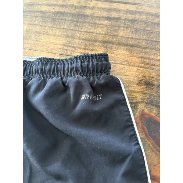 Nike Dri-Fit Lined Athletic Shorts Womens Stretchy Drawstring Small Black - Image 6