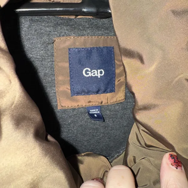 GAP Chocolate Brown Puffer Vest small - Image 2