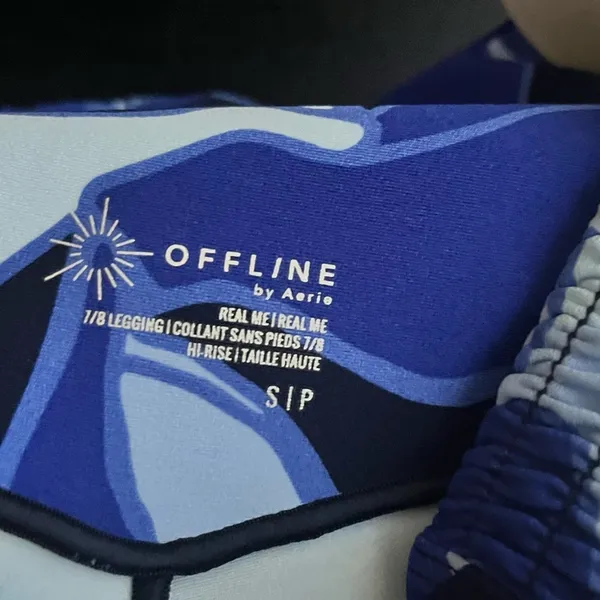 Offline By Aerie‎ Blue Patterned 7/8 Leggings Size Small - Image 7