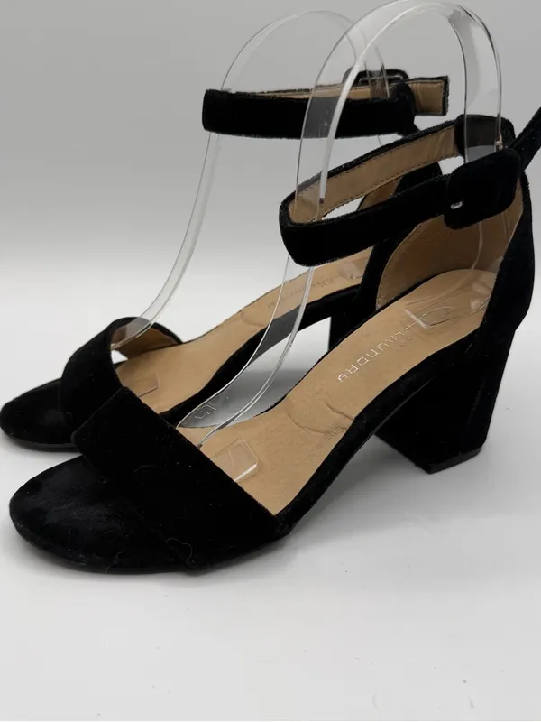 CL by Laundry Black Velvet Ankle Strap Block Heel Sandals Women’s 6M - Image 3