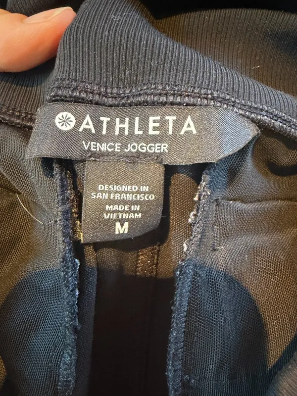 ATHLETA Venice Jogger Black Size Medium - Image 7