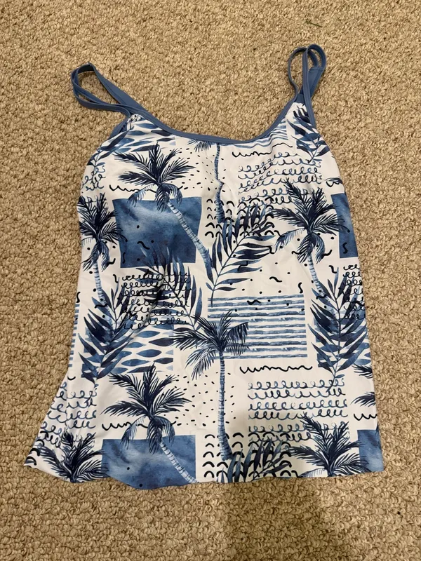 Blue Palm Print Tankini Top with Solid Blue Swim Shorts - Image 2