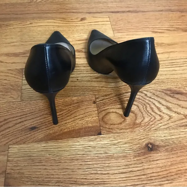 Jimmy Choo Black Leather Pumps - Image 9